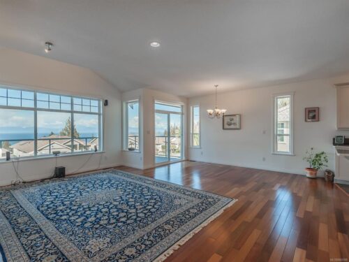 Just Sold! 5553 Norton Rd 北纳奈莫海景别墅, 安静街区 19 纳奈莫海景 - Just Sold! 5553 Norton Rd 北纳奈莫海景别墅, 安静街区