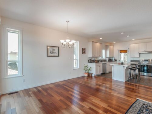 Just Sold! 5553 Norton Rd 北纳奈莫海景别墅, 安静街区 12 纳奈莫海景 - Just Sold! 5553 Norton Rd 北纳奈莫海景别墅, 安静街区