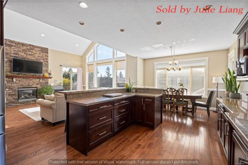 - SOLD!! Julie 梁晓地产公司最新售出纳奈莫北部安静社区五室四位高品质别墅
