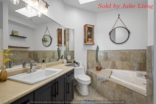 - SOLD!! Julie 梁晓地产公司最新售出纳奈莫北部安静社区五室四位高品质别墅