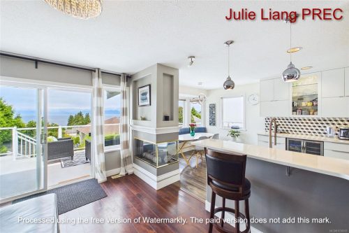 - Open House 房屋开放：本周六周日下午2:00pm-4:00pm, 地址：6386 Groveland Dr，Nanaimo.